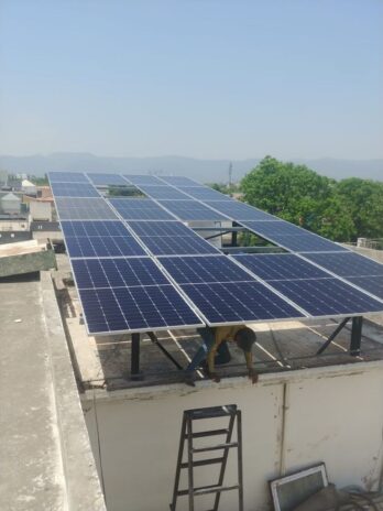 Rooftop-Solar-Panel-System